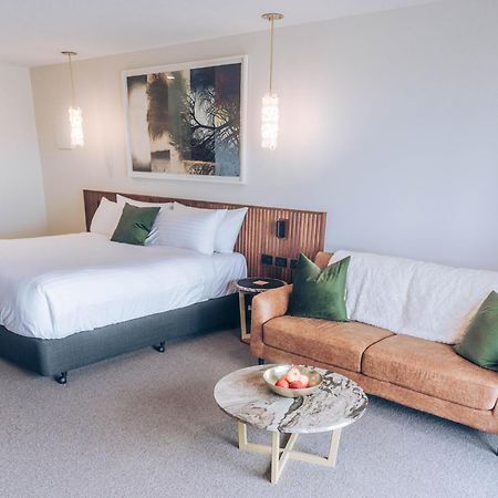Risby Cove Boutique Hotel Strahan Exterior foto